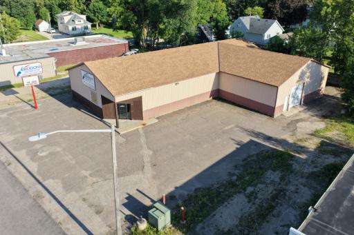 918 Litchfield Avenue SE, Willmar, MN 56201