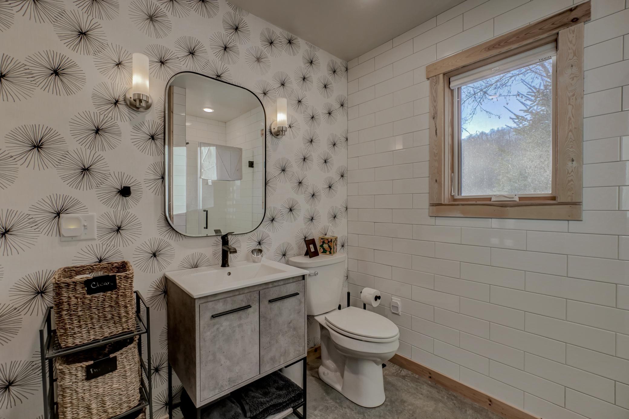 N4150 400th St-66.jpg