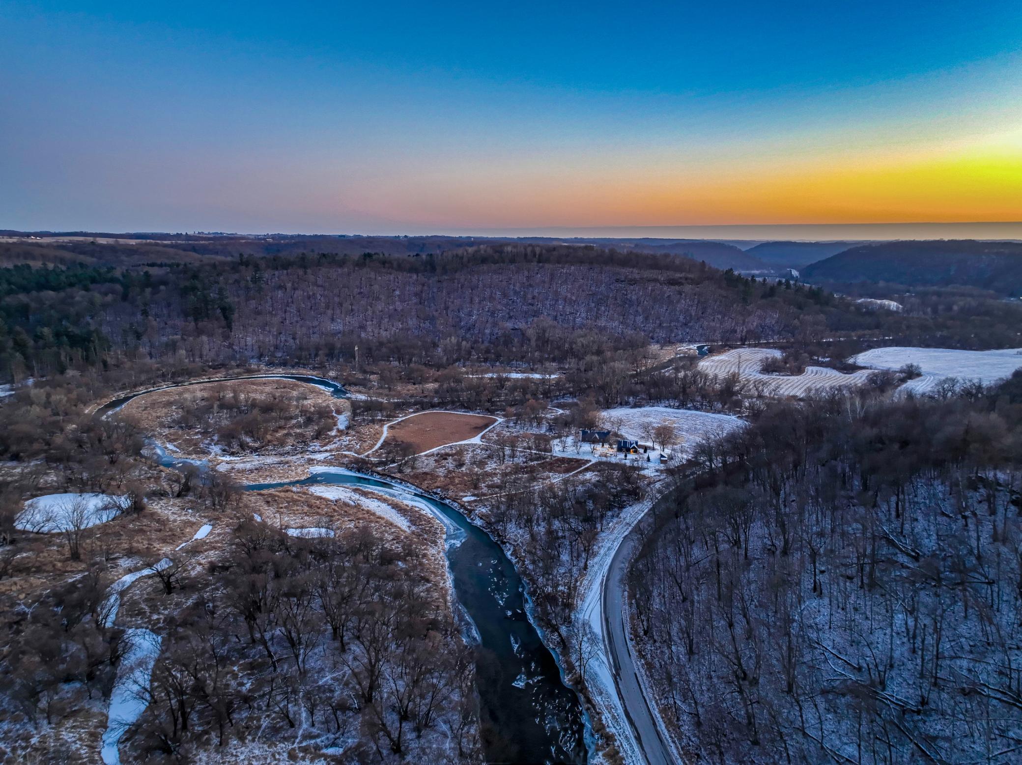 N4150 400th St-17.jpg