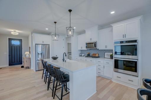 3923 Kokanee Lane N, Lake Elmo, MN 55042