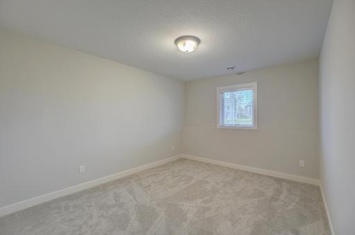 3923 Kokanee Lane N, Lake Elmo, MN 55042