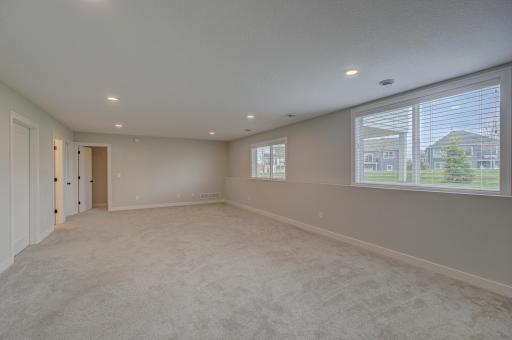3923 Kokanee Lane N, Lake Elmo, MN 55042