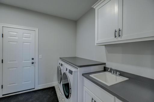 3923 Kokanee Lane N, Lake Elmo, MN 55042