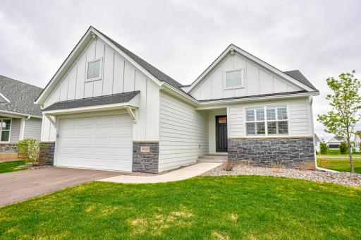 3923 Kokanee Lane N, Lake Elmo, MN 55042