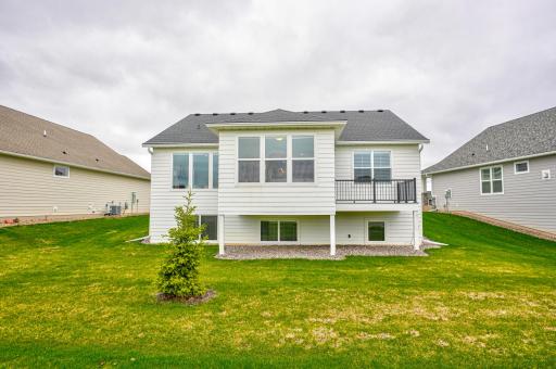 3923 Kokanee Lane N, Lake Elmo, MN 55042