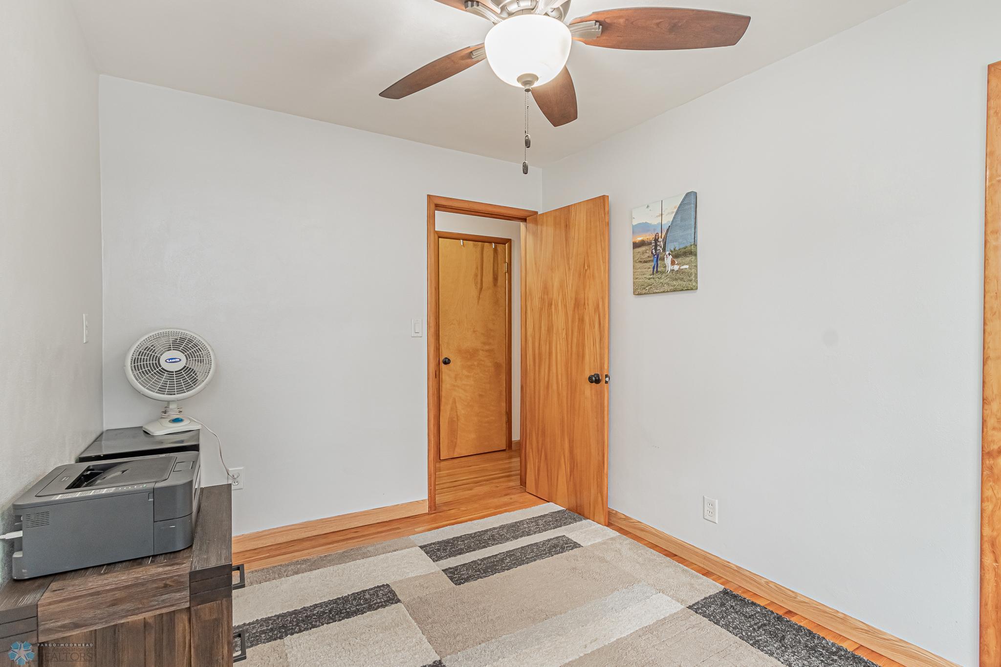 1304 17th Ave S, Moorhead, MN 56560-23.jpg