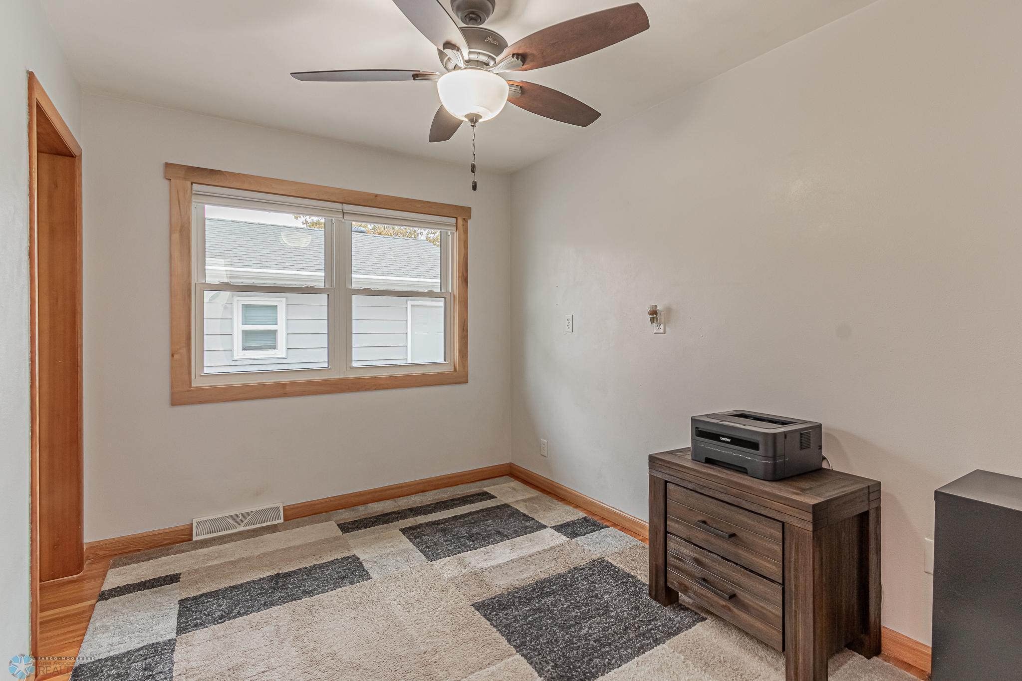 1304 17th Ave S, Moorhead, MN 56560-22.jpg