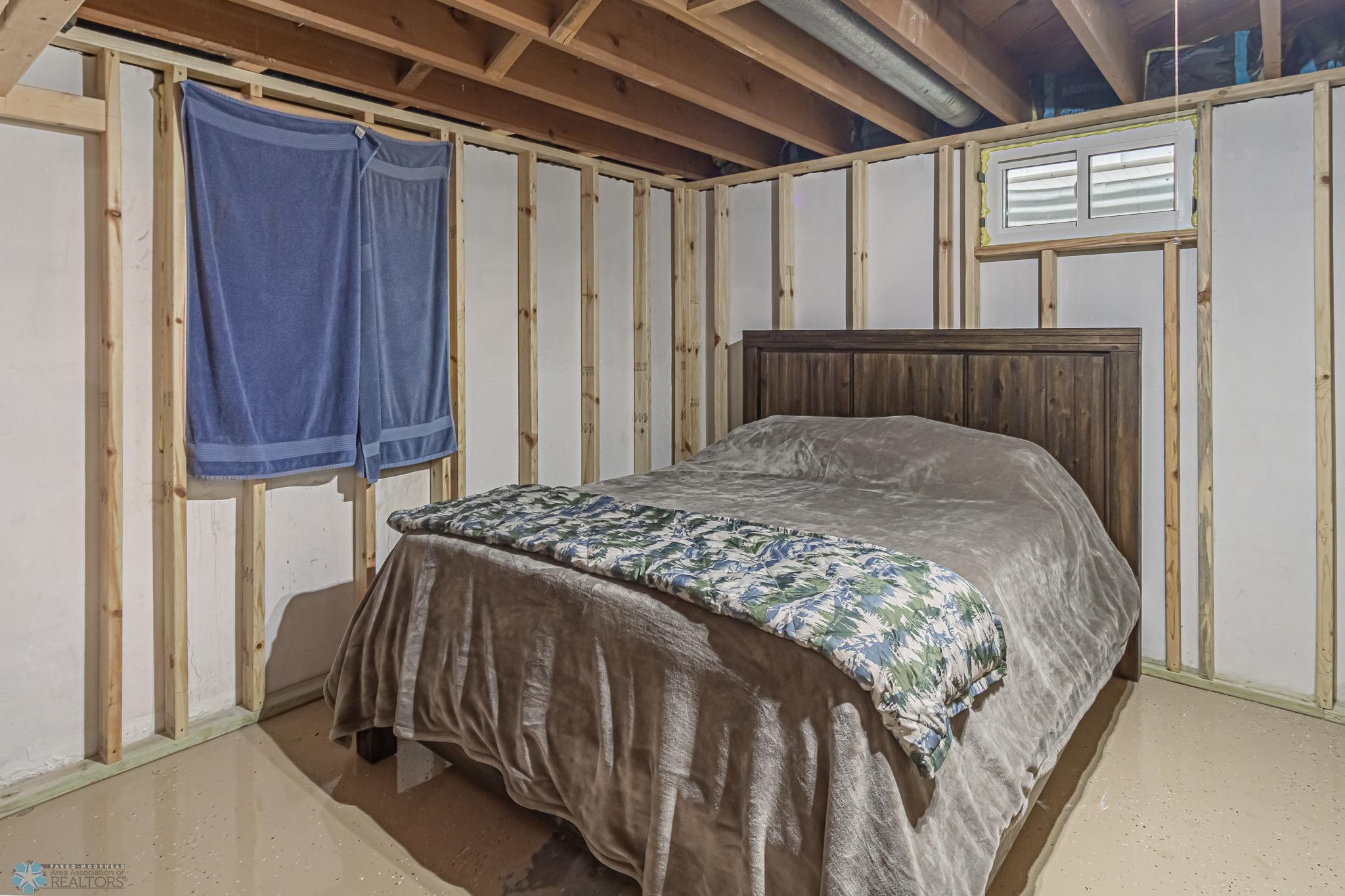 1304 17th Ave S, Moorhead, MN 56560-34.jpg