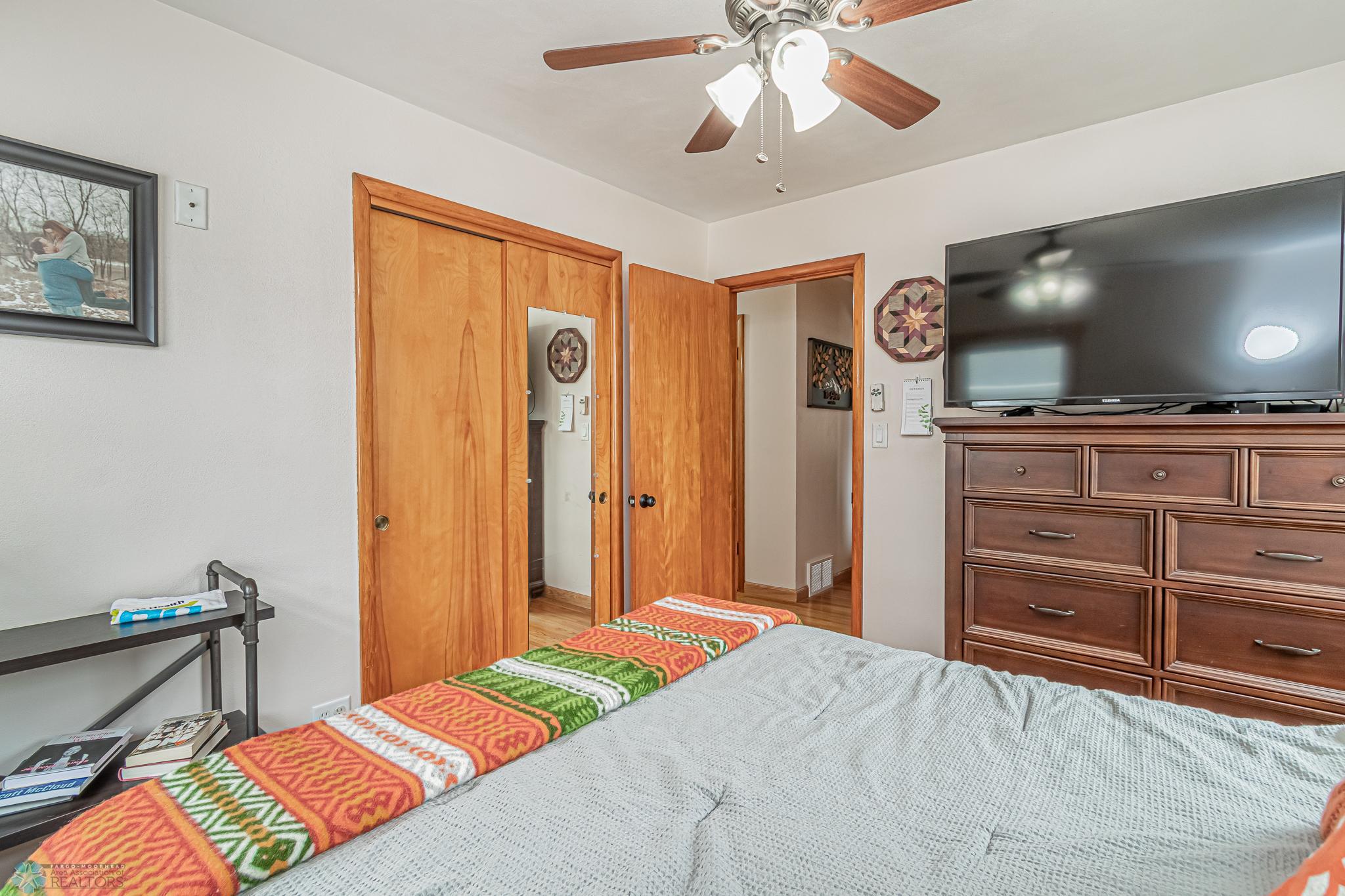 1304 17th Ave S, Moorhead, MN 56560-25.jpg