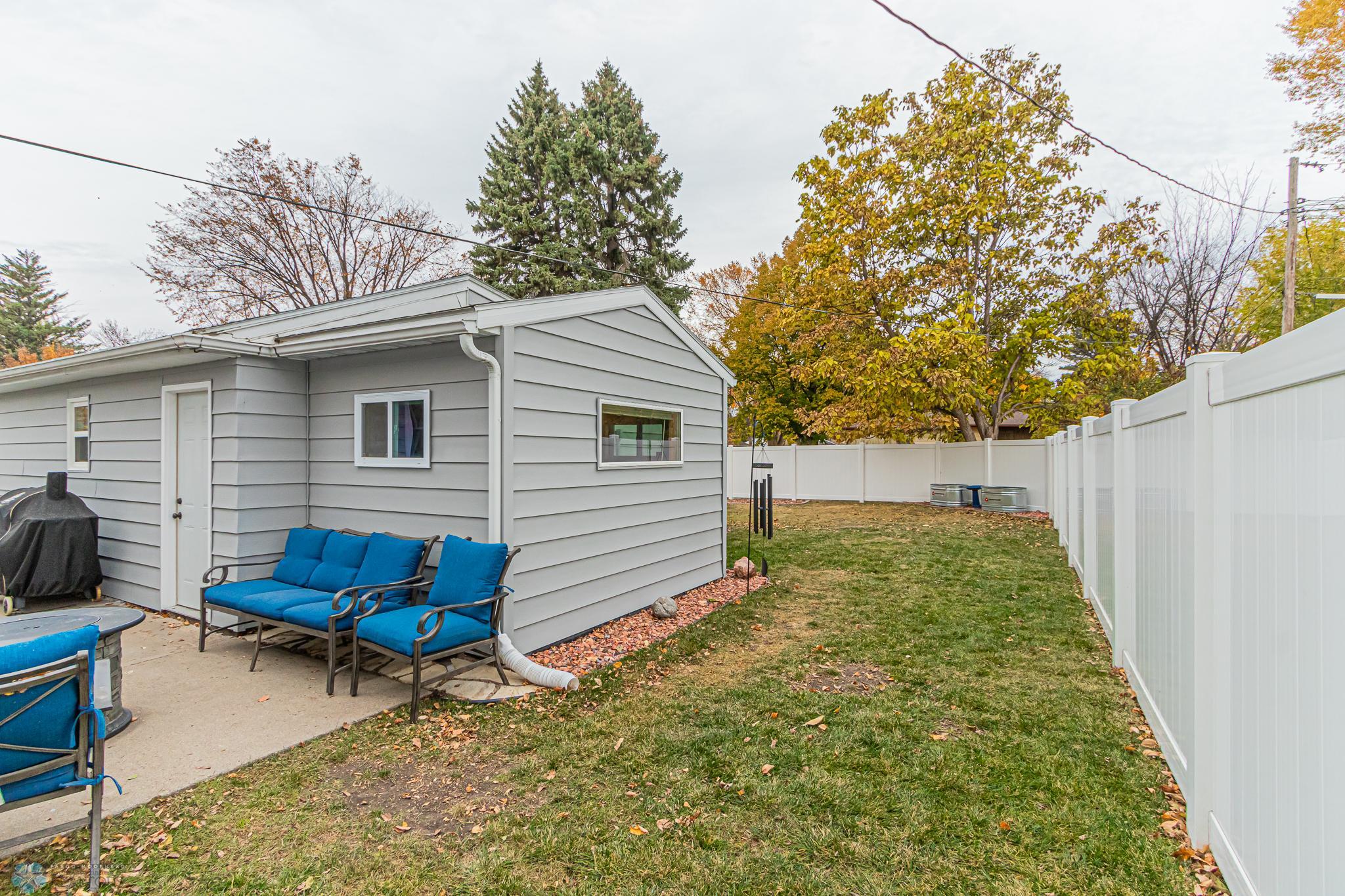 1304 17th Ave S, Moorhead, MN 56560-38.jpg