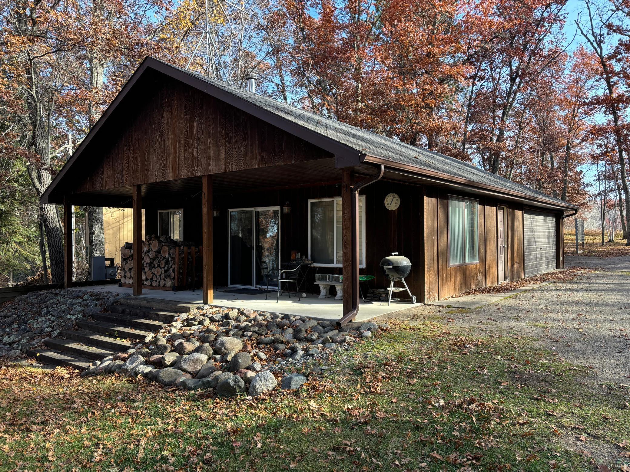 Guest room in the garage with it's own patio.