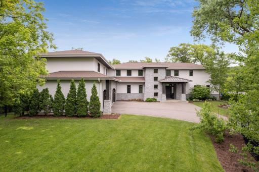 6816 Cheyenne Circle, Edina, MN 55439
