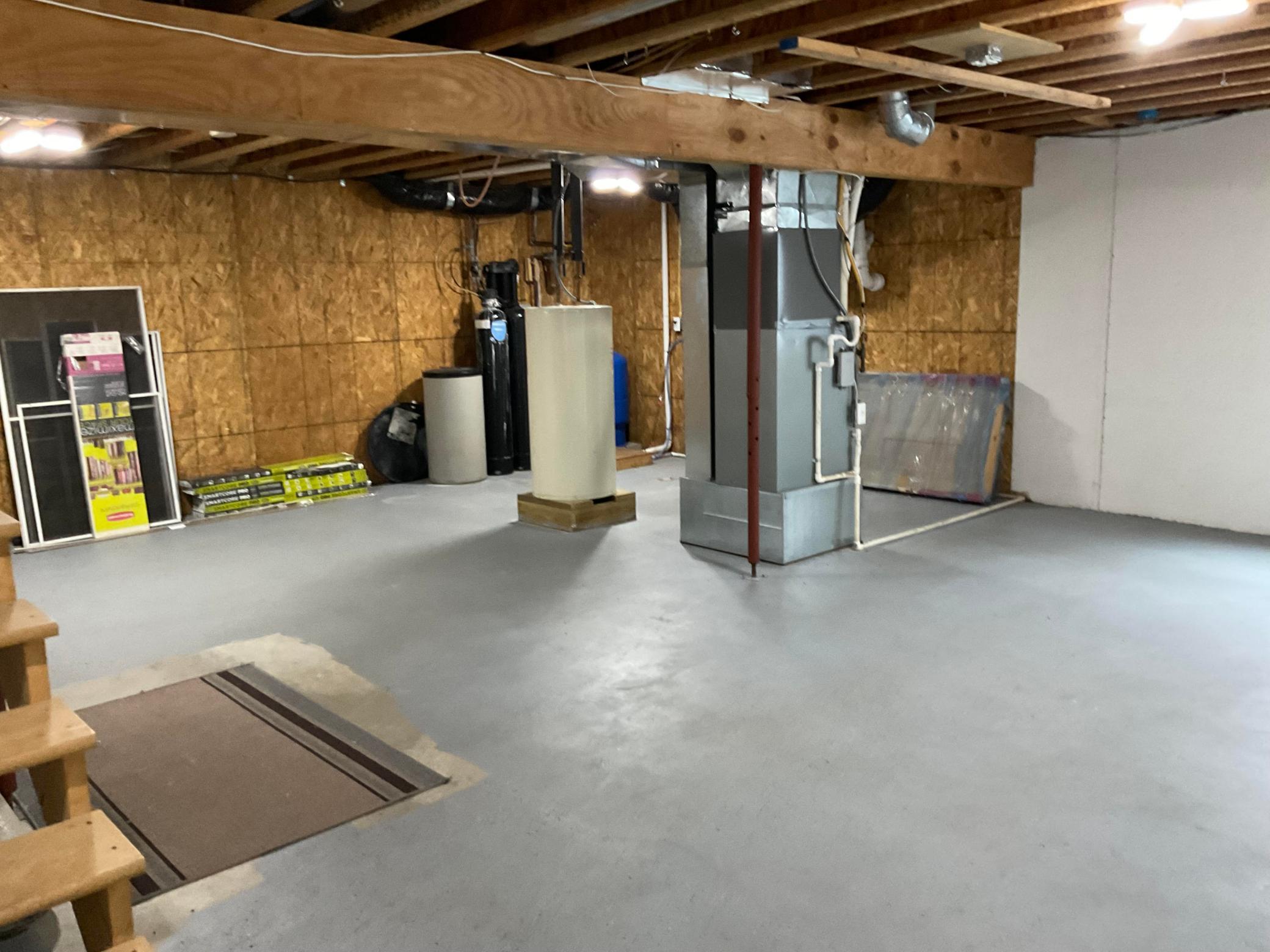 Basement3.jpg