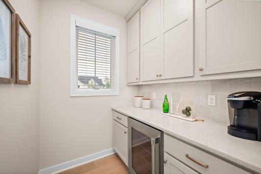 116 Spring Farm Road, Saint Paul, MN 55127