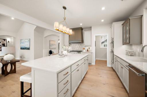 116 Spring Farm Road, Saint Paul, MN 55127