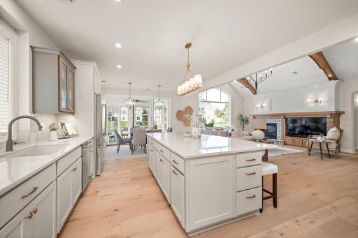 116 Spring Farm Road, Saint Paul, MN 55127