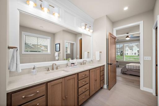 116 Spring Farm Road, Saint Paul, MN 55127