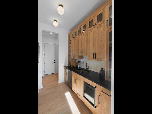 16783 S Manor Road, Eden Prairie, MN 55344