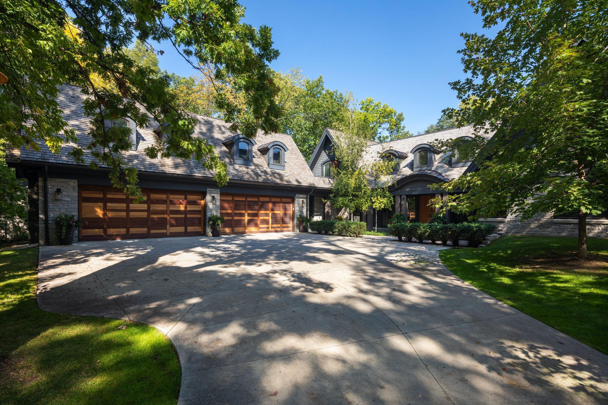 A spacious and complete garage..