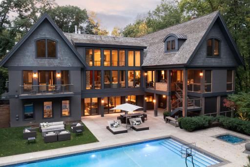 A spectacular close in retreat