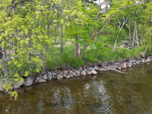 Welcome to this 25+ acre parcel on Dam Lake. Dam Lake with its 633 acres offers summer and winter sports activities.