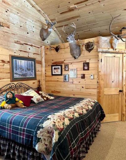 Photo for 5205 Highway 53, Kabetogama, MN 56669 - Listing #6673705 5205 Highway 53, Kabetogama, MN 56669