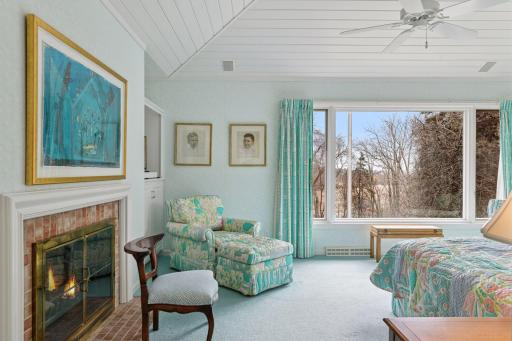 985 Edgewood Hill Road, Wayzata, MN 55391
