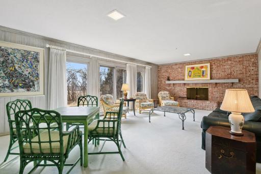 985 Edgewood Hill Road, Wayzata, MN 55391