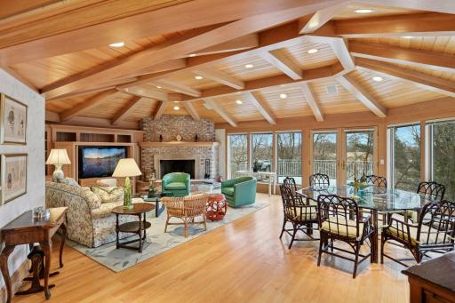 985 Edgewood Hill Road, Wayzata, MN 55391