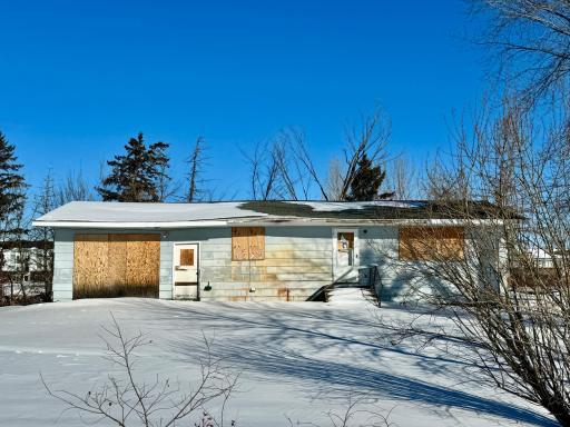 59835 345th Street, Warroad, MN 56763