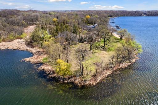 7065 Abbywood Lane, Chaska, MN 55318