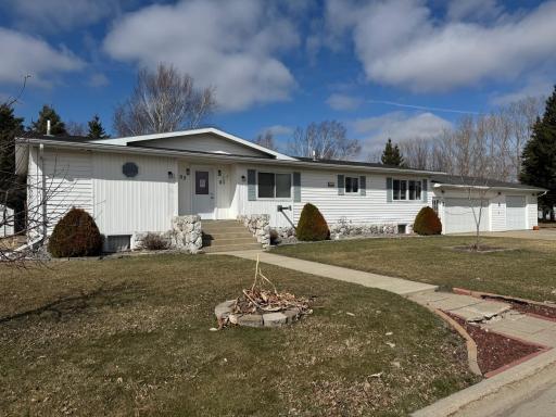 Photo for 103 8th Street SW, Roseau, MN 56751 - Listing #6673902 103 8th Street SW, Roseau, MN 56751