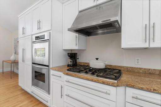 13907 Spring Lake Road, Minnetonka, MN 55345