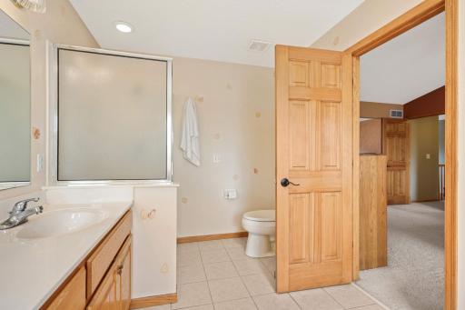 7509 Bent Bow Trail, Chanhassen, MN 55317