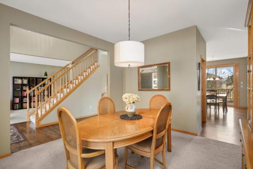 7509 Bent Bow Trail, Chanhassen, MN 55317