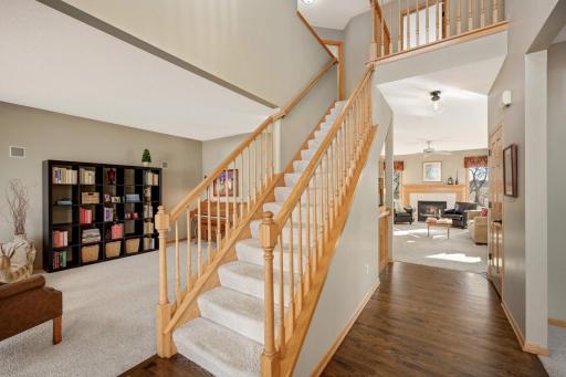 7509 Bent Bow Trail, Chanhassen, MN 55317