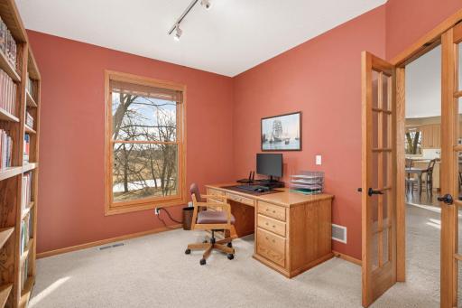 7509 Bent Bow Trail, Chanhassen, MN 55317