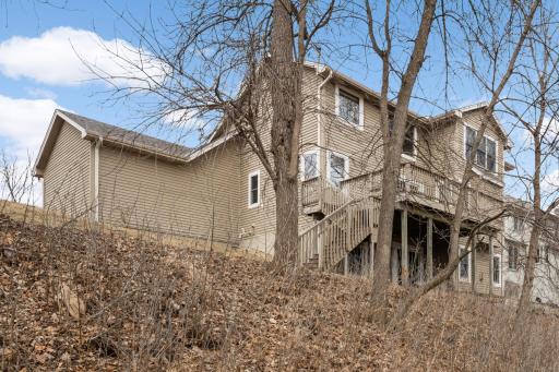 7509 Bent Bow Trail, Chanhassen, MN 55317