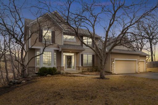 7509 Bent Bow Trail, Chanhassen, MN 55317