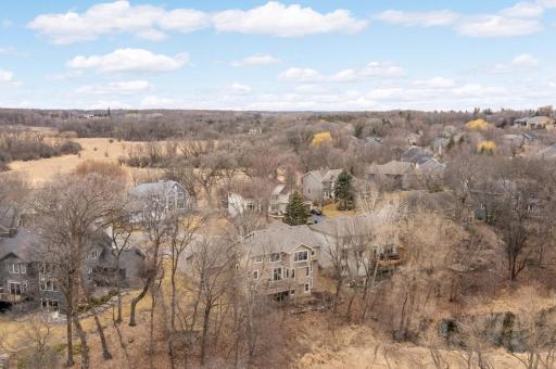 7509 Bent Bow Trail, Chanhassen, MN 55317