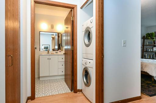 1425 W 28th Street, 406, Minneapolis, MN 55408