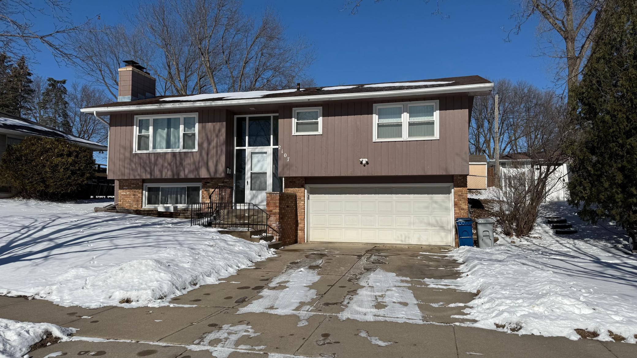 3 Bedroom 2 Bath 2 Garage NW Rochester