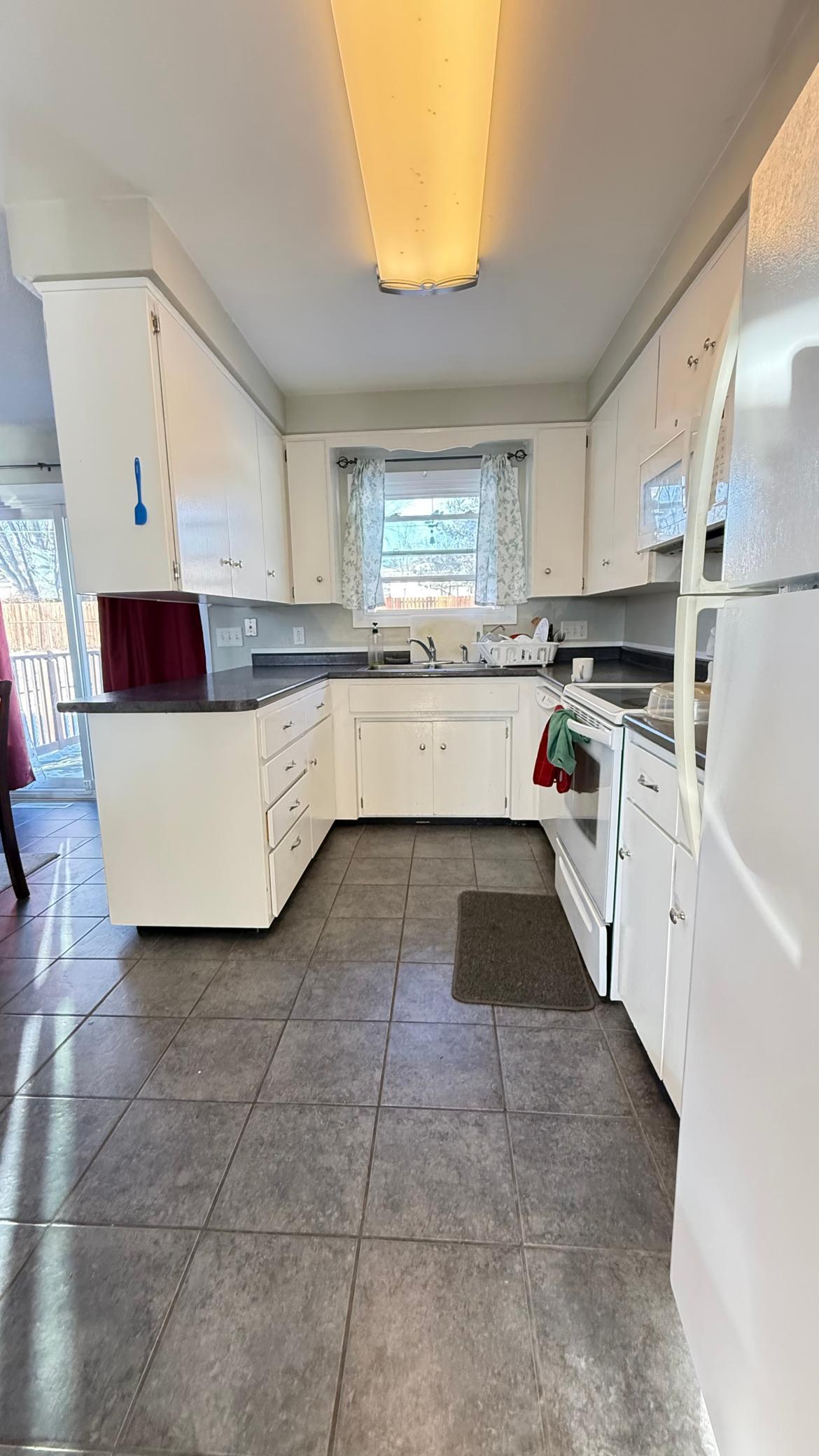 Abundant Cabinet Space