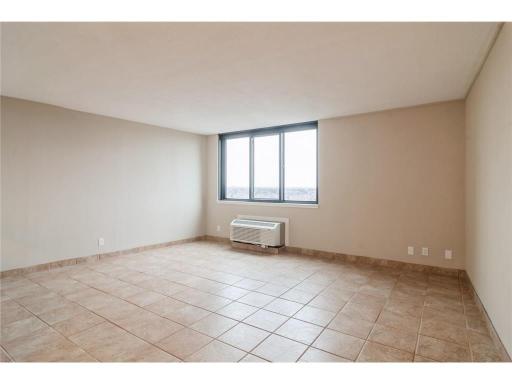 1181 Edgcumbe Road, 1408, Saint Paul, MN 55105