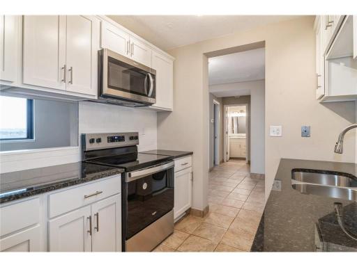 Welcome to 1181 Edgcumbe Rd #1408, Saint Paul