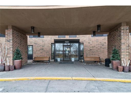 1181 Edgcumbe Road, 1408, Saint Paul, MN 55105