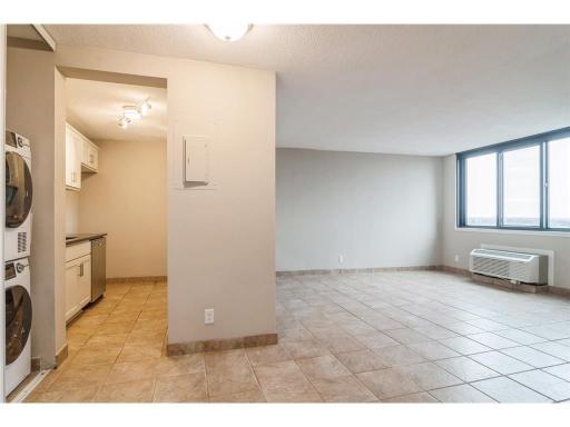 1181 Edgcumbe Road, 1408, Saint Paul, MN 55105