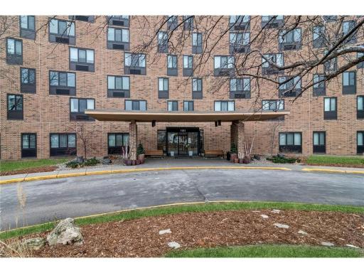 1181 Edgcumbe Road, 1408, Saint Paul, MN 55105