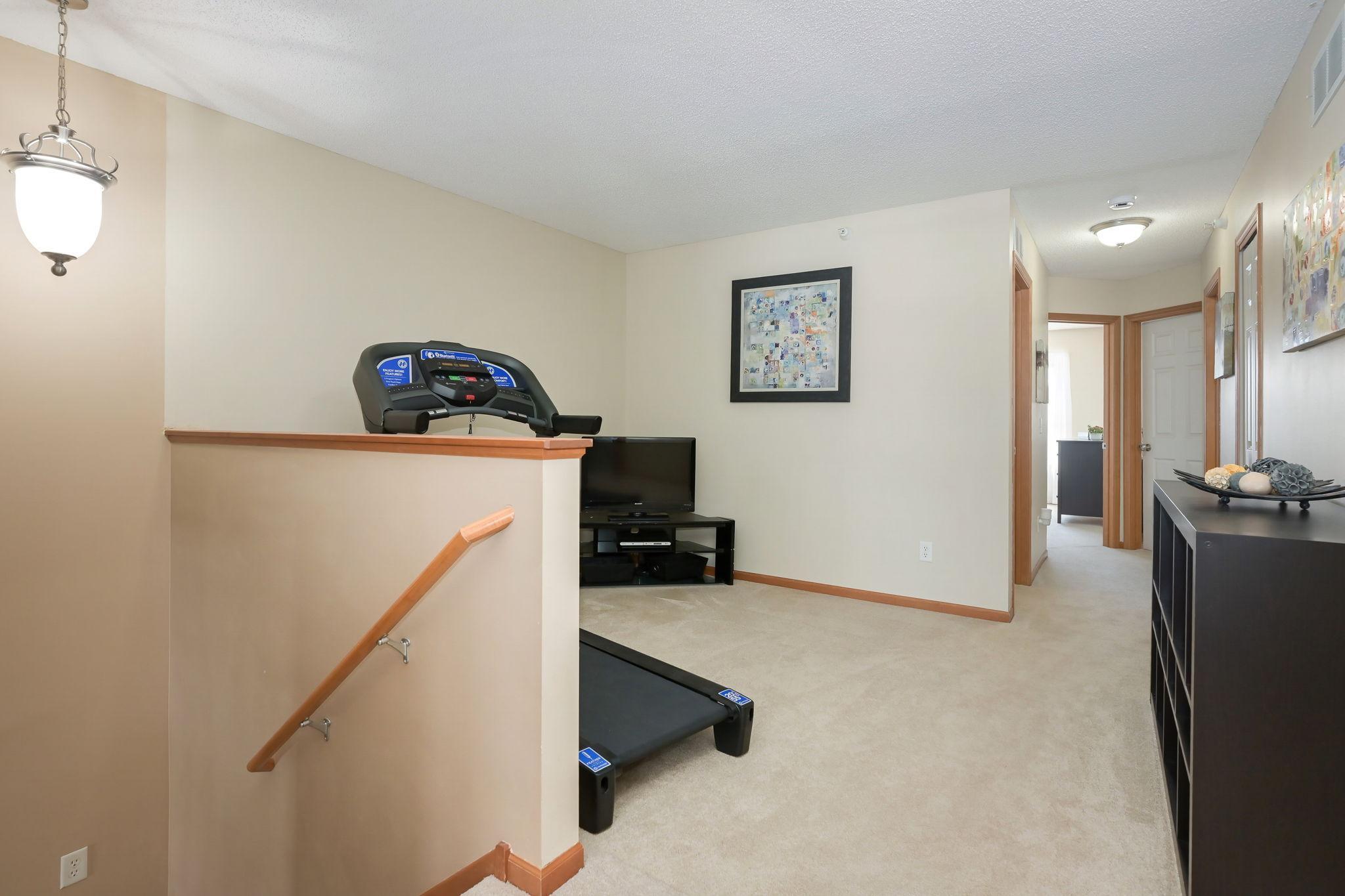 9'x9' loft at upper level