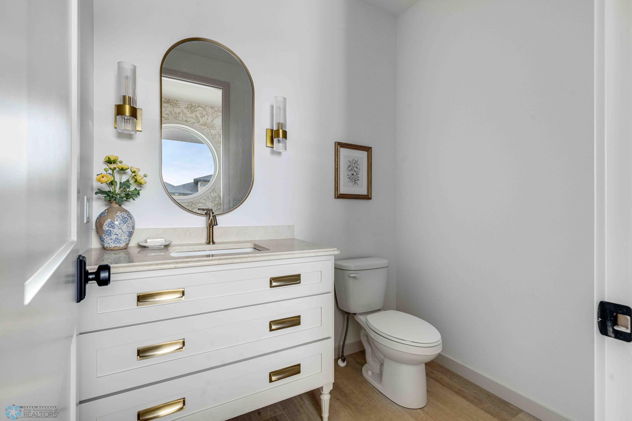 3254_Timber_Creek_Listing-10.jpg